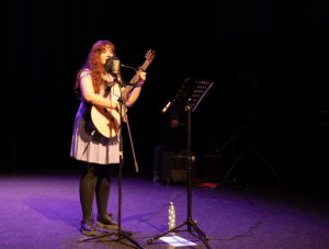 photo 300x227
